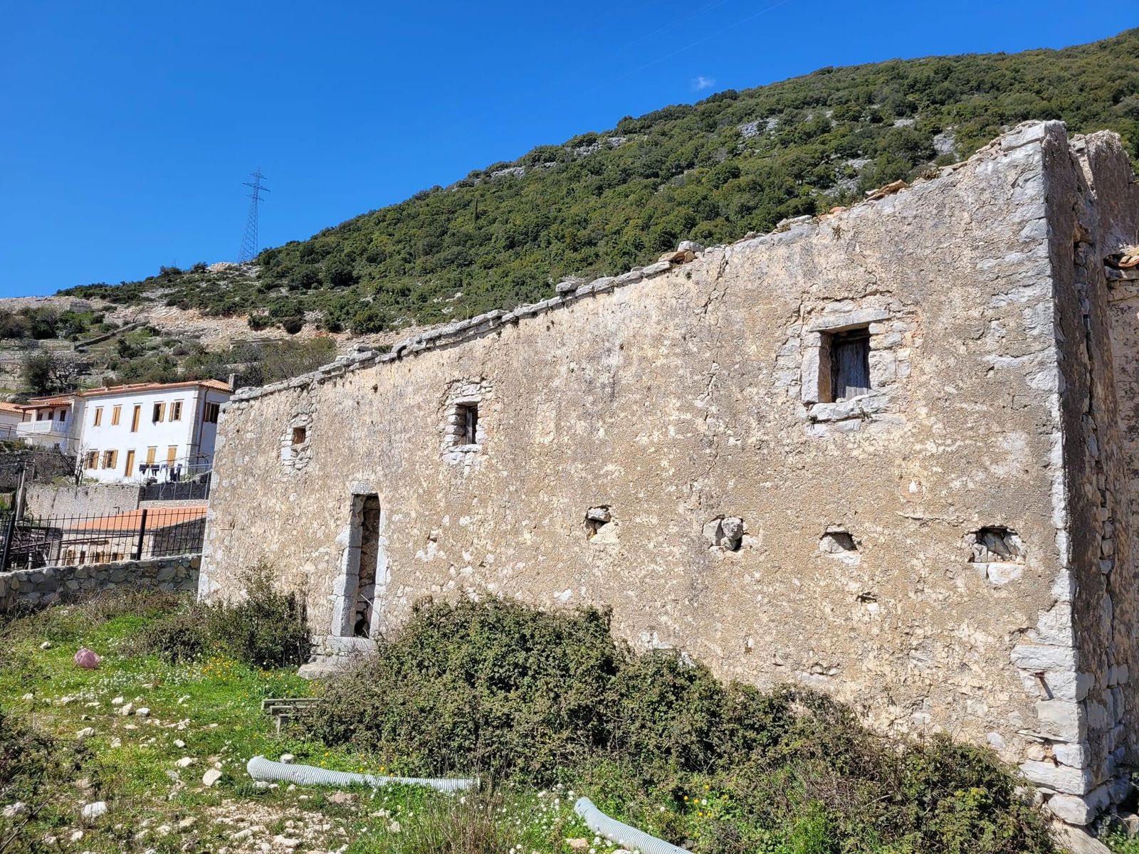 Rrënojat e Banesës të Odhise Kasnecit, Vlorë 